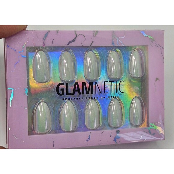 Glamnetic Reusable Press-On Nails Moonlight Almond White 24 Nail Kit New W/Glue - Picture 2 of 6